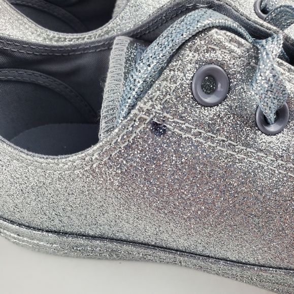HPx2π NIB Unisex Silver Glitter All Star Converse - Picture 7 of 7